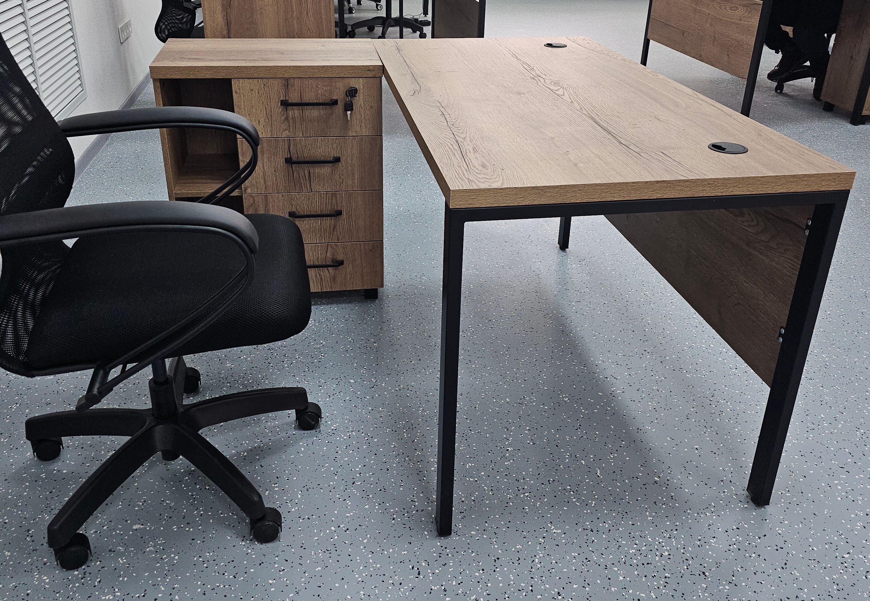 Тумба приставная на роликах Т-6.2