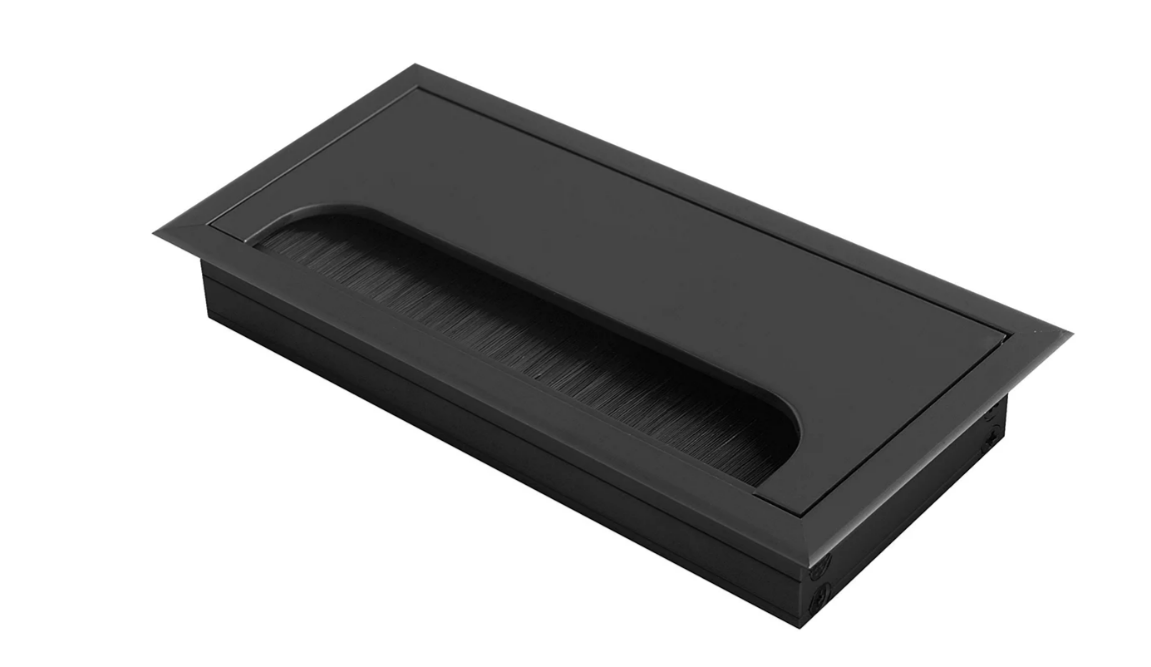 Пропуск под кабель-канал металлический с щёткой